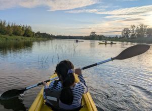Lab Retreat 2025 - kayaking on the Narew river
