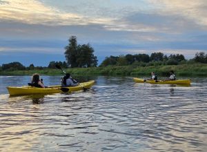 Lab Retreat 2025 - kayaking on the Narew river